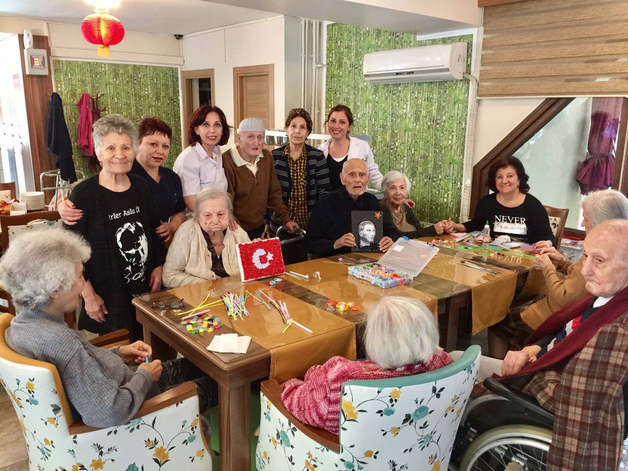  İzmir yaşlı bakım evi özellikleri